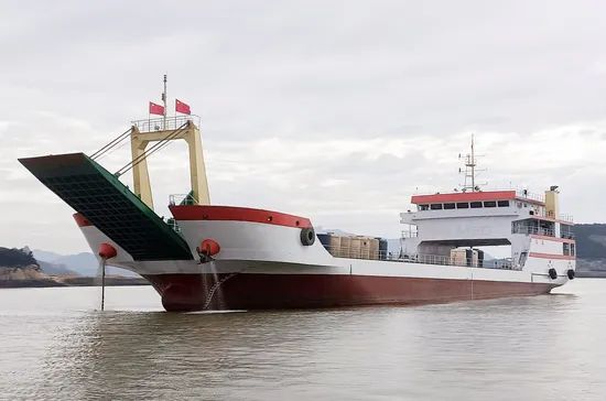 2000ton Offshore Self-Propelled Double Hulled Deck Cargo Barge Lct ...