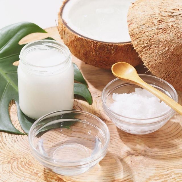 Pure Natural Coconut Oil Large Volume Wholesale Virgin and RBD Refined Coconut Oil for Food Processing Cosmetics and Private Label - Image 1
