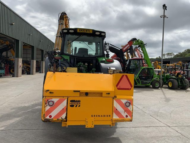 John Deere 6195R C/W Herder Mounted Hedge Trimmer (ST26503) - Image 3