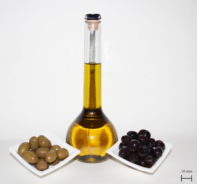 Top Grade Fractionated Olive Oil Factory Supply Pitted Yes Form Liquid Filling Almond Purity 100%% Olive Oil Shelf Life Long Lasting - Image 2