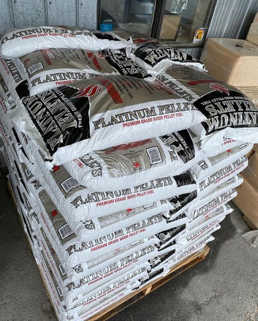 HIGH PERFORMANCE PLATINUM WOOD PELLETS 6mm PREMIUM HEATING PELLETS 15Kg READY EXPORT - Image 1