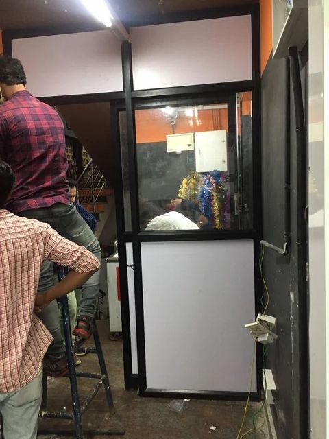 20 mm Aluminium Partitions Application Office Partition Thickness 20 mm Door Type Fixed (No Door) Glass Type All customer - Image 9