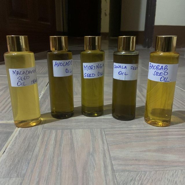 Canola seed oil and seed cake. Features Organic Product Type Oils Processing Method Cold Pressing Post Processing Settling, Recantation, Double - Image 2