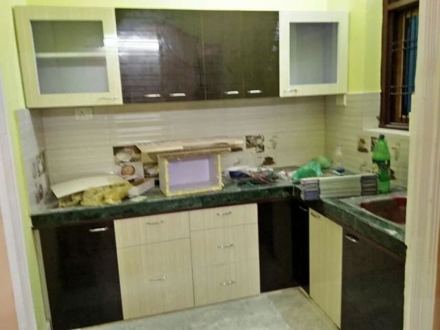 U Shape Modular Kitchen Colour Yellow Material Wooden Appearance Modern Kitchen Shape U Shape Kitchen Design U-Shape Door Finishing - Image 3