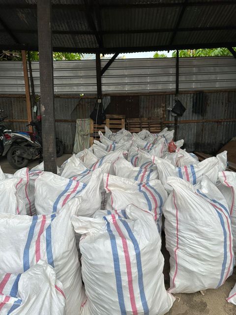 Damar Batu - Image 2