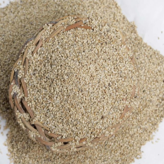 Oil Rich International Farm Origin Refined Flavor Kernel Unhulled Sesame Seed Processed Seed Oil rich Golden Brown Quality - Image 2
