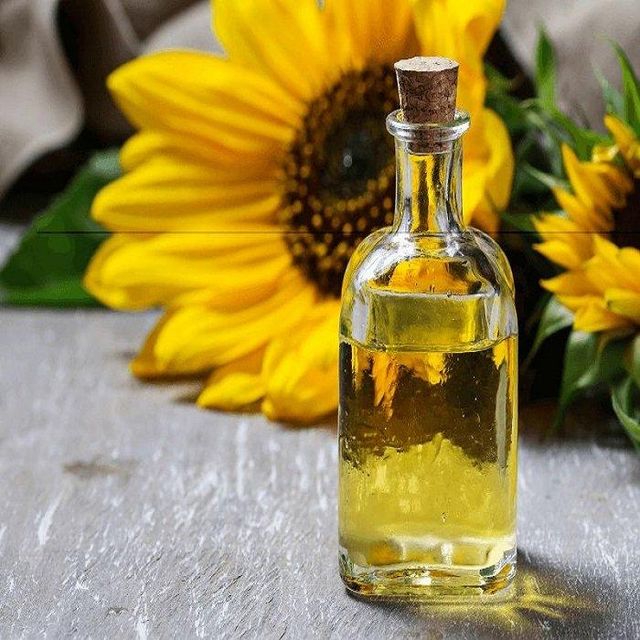 Buy Premium Quality Sunflower Oil for Cooking - Image 3