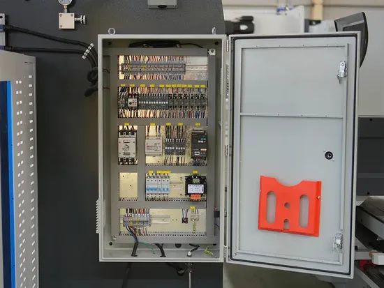 Advanced Self-Learning Press Brake for Dynamic Metal Forming - Image 3