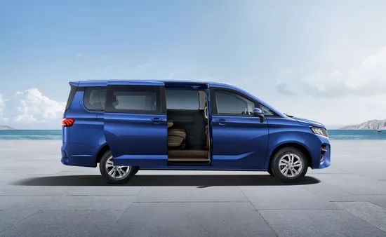 BAW Large Space MPV Van Commercial Vehicles - Image 3