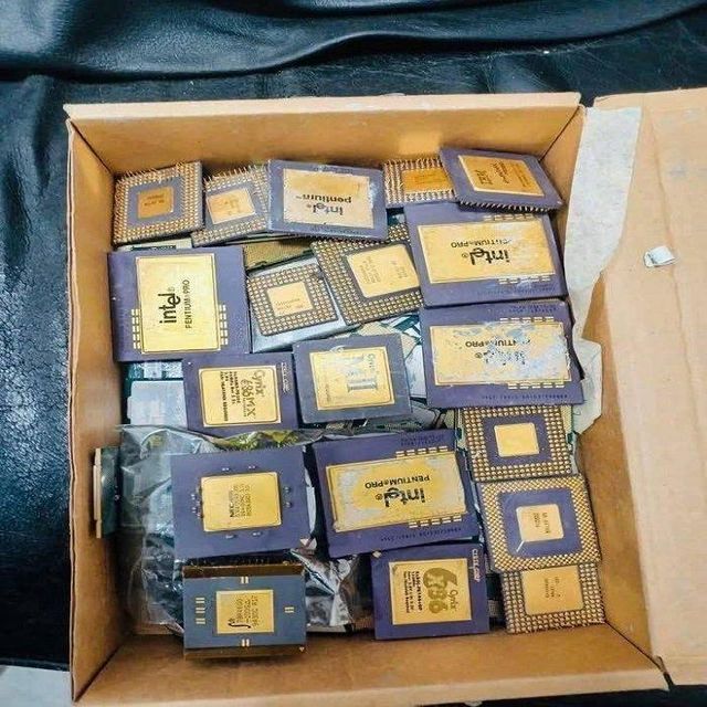 Gold Recovery Ceramic CPU Scrap Best Price Scrap Suppliers of Pentium Pro Gold Ceramic Cpu - Image 5