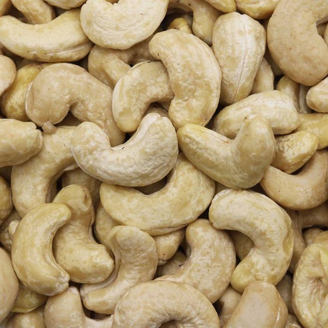 Fresh Raw Cashew Nuts Bulk Sale High Quality Cashew Nuts Wholesale Natural Flavor Cashew Nuts - Image 3