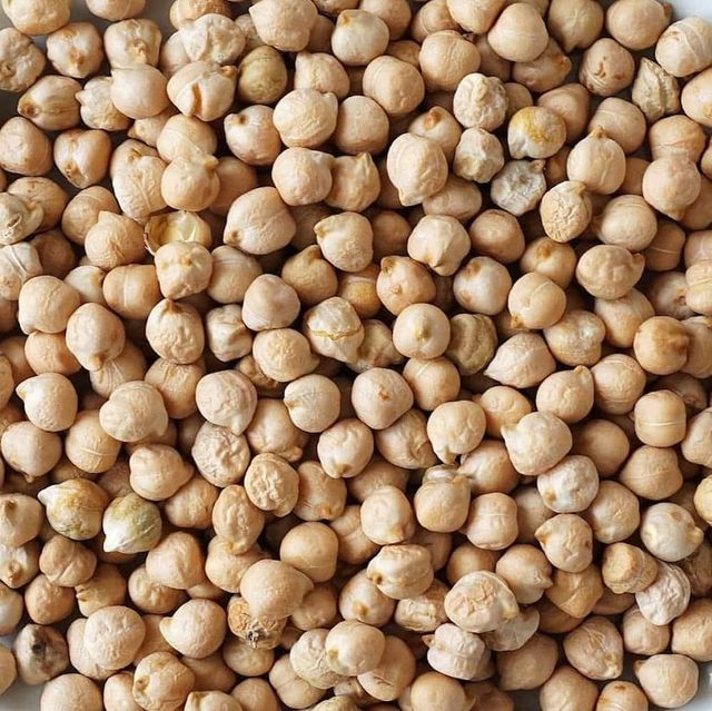 Premium Photo | Chickpeas - Fried Split Gram | Fried Chickpeas | Fried Gram FlourFresh raw whole chickpeas Chickpeas for sale - Buy Organic Chickpeas in Bulk wholesale supplier - Image 3