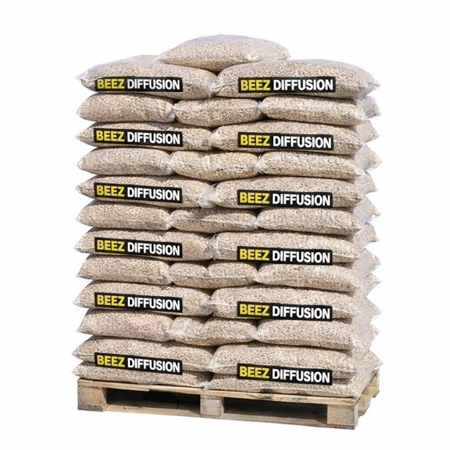 Premium Pine Wood Pellets EN Plus A1 Pellet Wood 15kg Bags 4900 Kcal/kg Beech Best Wood Pellets for Solo Stove - Image 3