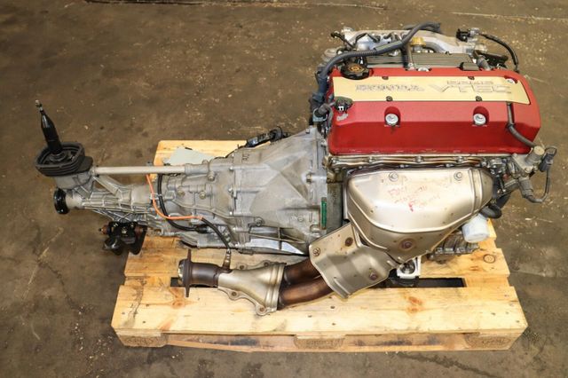 2004-2005 Honda S2000 AP2 F22C1 2.2L DOHC Engine w/ 6 Speed Transmission 94k - Image 3