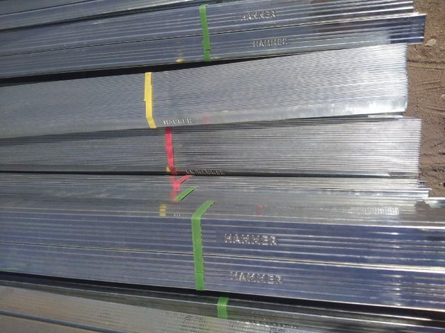 wall angle - Image 1