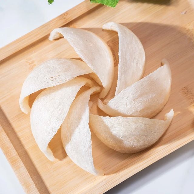 Best Deal Raw or Cleaned Bird Nest for Wholesale Price Natural Edible Dried bird's Nest - Image 3