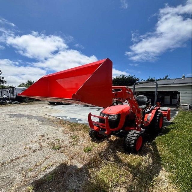 Kubota B2301 Compact Tractor 23HP Diesel Engine Farm Mini Tractor Four Wheel Drive Agricultural Machinery For Sale - Image 2