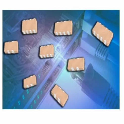 Avnet Capacitor Array W2A4ZD104KAT2A MSL Level 1 Case Size 0508 Construction Flat Tolerance 10 Percent Lead Finish Matte - Image 1
