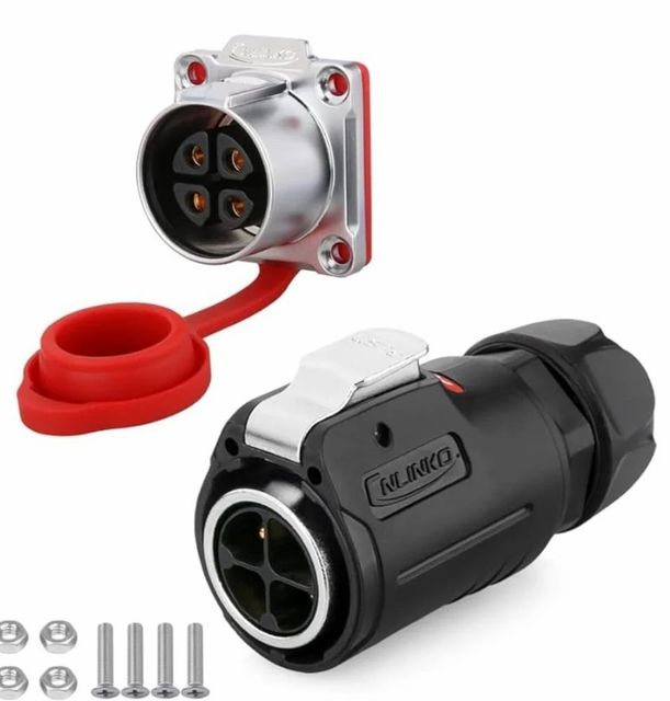25 AMP 3 PIN  INDUSTRIAL PLUG MCB Protected Yes Current Rating 25A IP Rating IP65/IP67 Interlock Facility Yes Country of Origin Made in - Image 2
