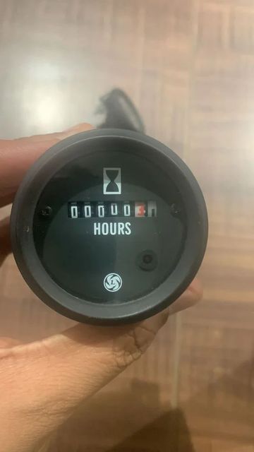 Hour Meters Model Name/Number Hour - Image 1