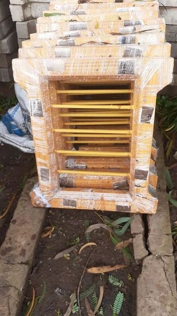 Brown Wooden Windows Frame, 3.5x2ft Color Brown Material Wooden Shape Rectangle Frame Thickness 30 mm Window Size( H x W) ft - Image 4