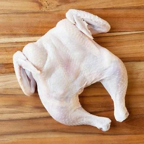 High Grade Frozen Whole Chicken Meat IQF Technology Hygienic Vacuum Packaging 25kg Ideal For Export Food Supply And Commercial Use - Image 3