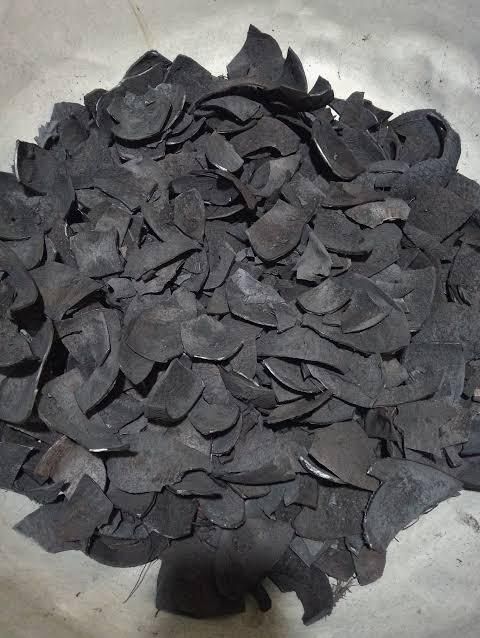 Premium Indonesian coconut shell charcoal – product photo 2, product detail gallery