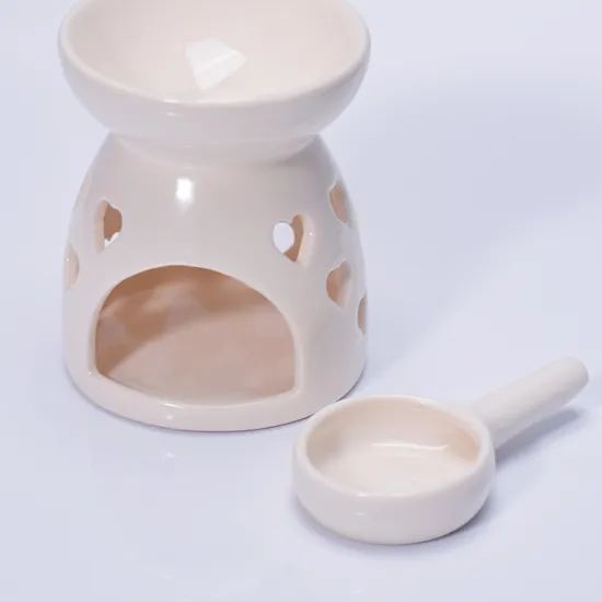 Little Heart Pattern Incense Smoke Furnace Aromatherapy Oil Diffuser for Home Scents - Image 1