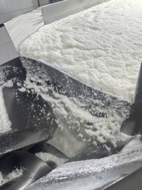 Factory Price High Fat Desiccated Coconut Fine Grade Vietnam Bulk Export - Image 2
