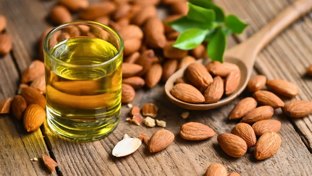 Almond Oil Premium Quality Edible Oil Smooth Texture Global Wholesale Trade - Image 3