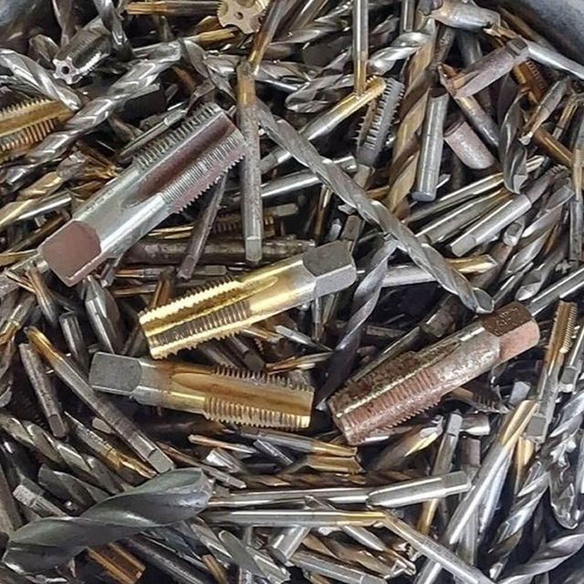 Mixed Tungsten Carbide Scrap Including Inserts Rods Drills and Cutting Tools for Recycling - Image 4