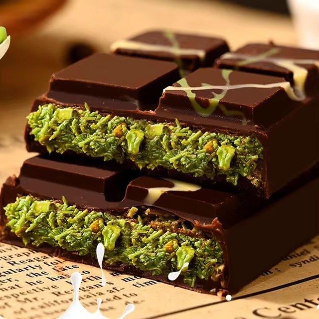 Wholesale Pistachio Filled Chocolate Bar Dubai Chocolate Supplier - Image 1