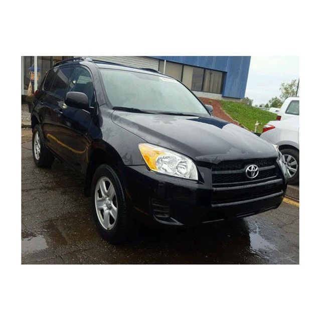 Toyota RAV4 modern vehicle with advanced safety and driver assistance systems Toyota RAV4 SUV with spacious interior and comfortable seating Toyota RAV4 crossover with stylish exterior and aerodynamic design Toyota RAV4 hybrid vehicle for long distance travel and reduced emissions - Image 4