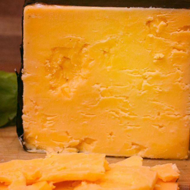 Cheddar Cheese With Rich Taste And Silky Texture Ideal For Catering And Food Industry - Image 3