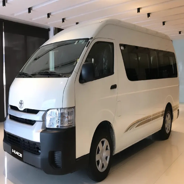 Affordable Deal Toyota Hiace Fairly Used Passenger Van Genuine Car Smooth Engine Original Documents - Image 2