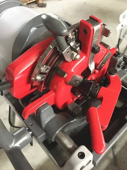 Z1t-SD65 High-Power Electric Pipe Threading Machine with Working Range 1/2"-2 1/2" - Image 3