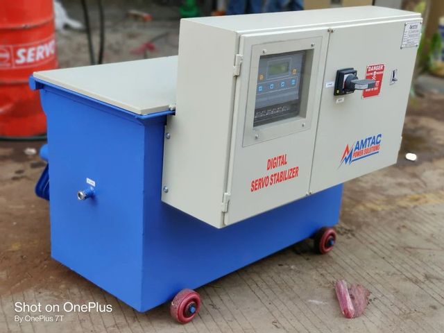 Oil Cooled Three Phase Power Stabilizer Brand AMTAC Efficiency 99% Type Automatic Phase Three Phase Mounting Type Floor Response Time 10 - Image 2