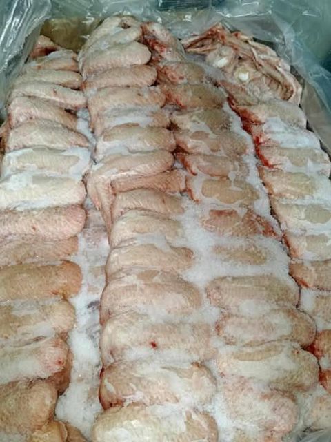 High-Quality Frozen Poultry Grade Grade A Ph Level 5.8–6.2 Fat Content 5–10% Bruising Level None Foreign Matter None Origin South - Image 1