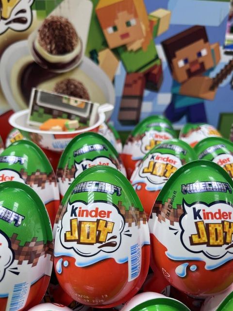 Premium Kinder Joy Minecraft Chocolate Egg With Surprise Toy Excellent Quality Gift For Kids Wholesale Price - Image 3