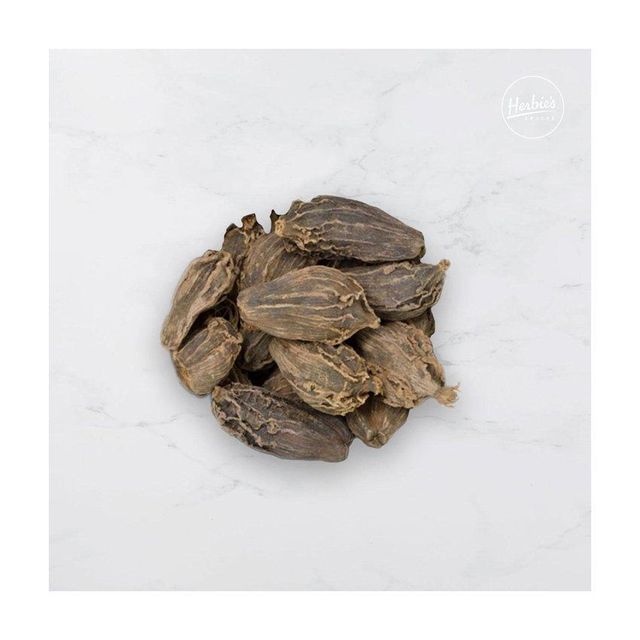 organic green cardamom elaichi pods for sale fresh aromatic spice for chai tea desserts baking sweets cooking and herbal wellness remedies with natural flavor and chemical free processing - Image 3