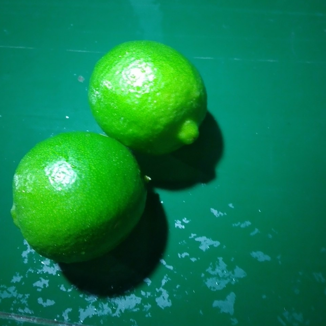 Fresh Seedless LongAN / Fresh Seedless Watermelon Vietnam Grade A Type LIME Color Green Style Fresh Weight (kg) 12 Brand Name - Image 3