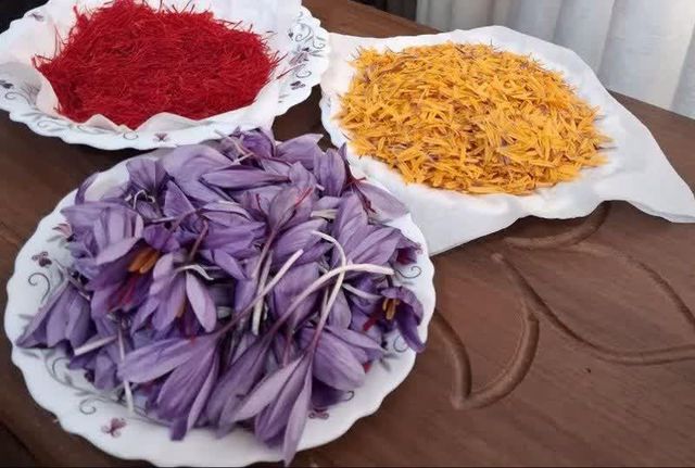 saffron - Image 2