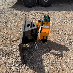 2026 Montana Post Driver T-Rex 350 Center Mount Skidsteer Attachment - Image 2