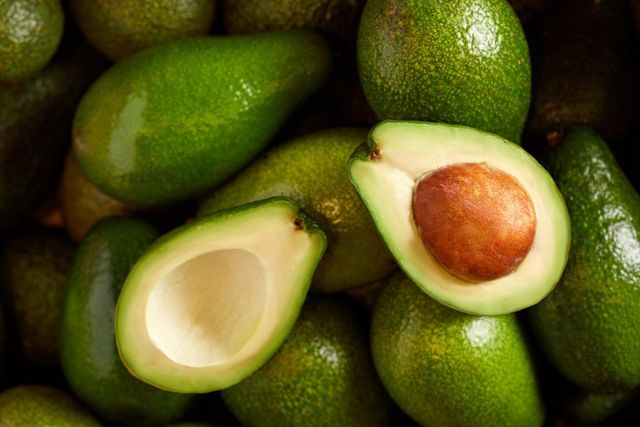 Best Quality Wholesale Fresh Produce Vegetable Buyer Avocado Fresh Grade Edible Avocado From the Farm Fresh Avocado for Export - Image 4