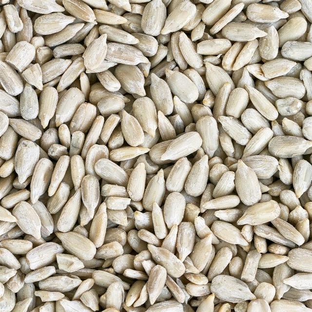 Sourced Raw Sunflower Seeds Featuring Natural Kernels And Clean Handling For International Importers - Image 4