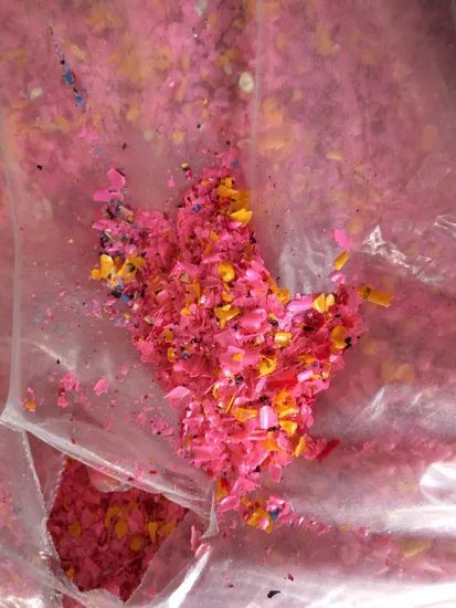 Scrap Gelatin Net for Adhesive Use Adhesive Origin China Smell Neutral Color Colorful Material Natrue EINECS 232-554-6 Morphology Scraps - Image 3