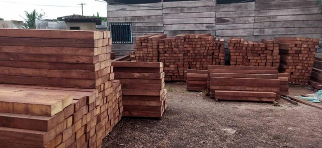 Sawn Iroko Hardwood Timber Planks High Density Durable Wood for Outdoor Decking Interior Joinery Cabinet Making Bulk Supply Sale - Image 4
