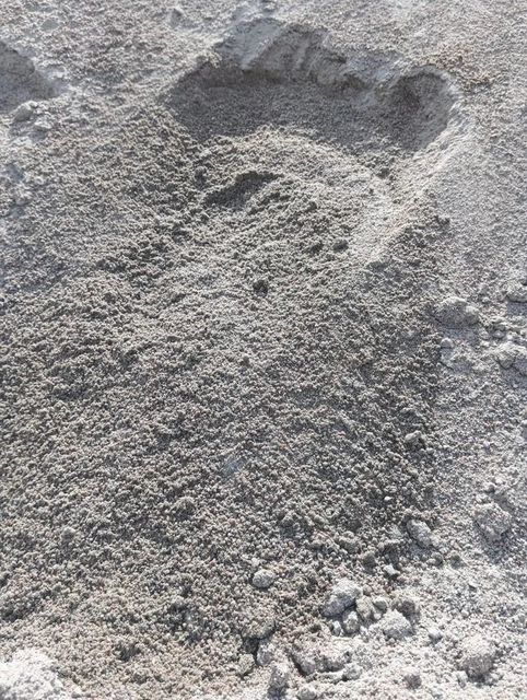 Gray Crusher Stone Dust Color Gray Form Powder Pack Size Loose Type Stone Dust Pack Type Truck Usage Construction Surface Stability - Image 1