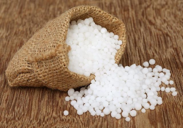 Bulk Urea 46 White Prilled Low Moisture 0.5% For Long Storage And Agriculture Use Sale - Image 5