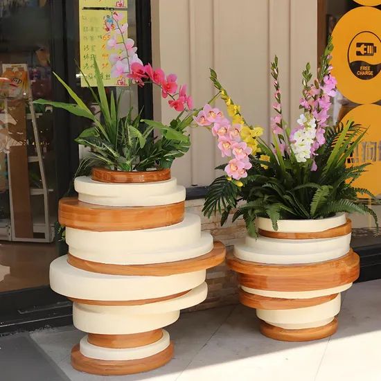 Customized Fiberglass Flower Pots with Personalized Functions - Image 6